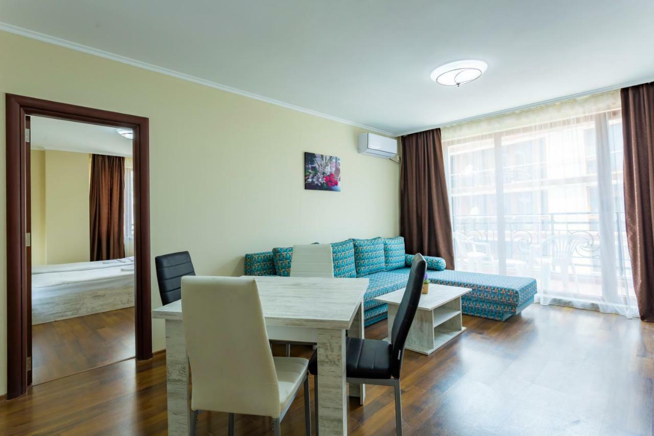 Rose Gardens Apart Hotel Поморие Экстерьер фото